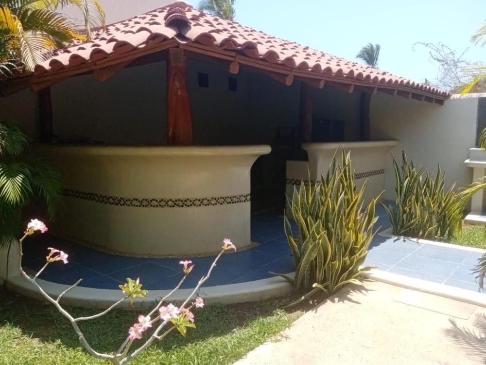 Turtle Beach Villas Zihuatanejo Exteriör bild